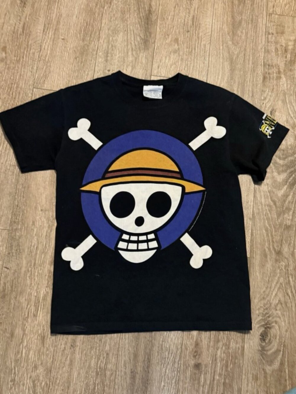 Rare 00s ONE PIECE Anime T-shirt VINTAGE Shonen Jump Small Made In USA